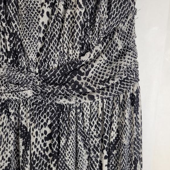 Express snakeskin print halter maxi dress Size small Maximal Classic Edgy - Picture 7 of 10